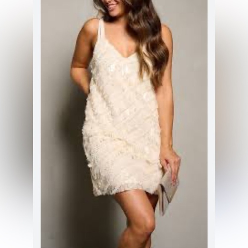Elegant Cream Sleeveless Dress